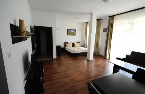 Samokov Hotel | Everwood Hotel & Restaurant