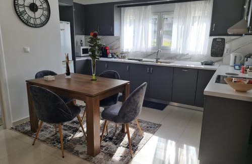 Irakleio Apartment | Evi's & George's Home