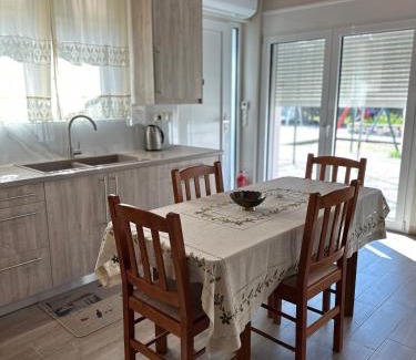 Sipiada House | EVIA RIVIERA
