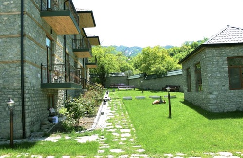Lahich Hotel | Evim Otel