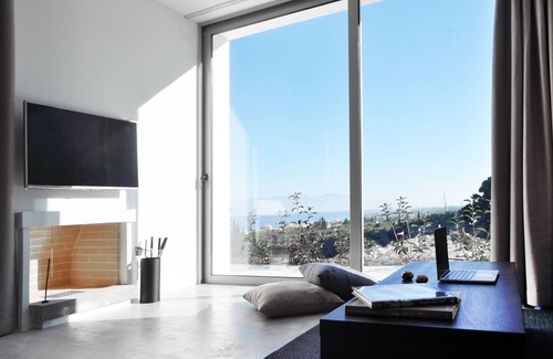 Evrostina Villa | EVOIKON residences are located at the borders of Ligia village.