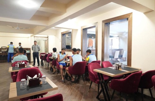 Candolim Hotel | Evoke Express Candolim
