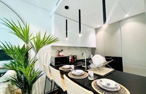 Jardins De Carthage Apartment | Evolo Luxurypiscine-salle de Sport-hammam-jacuzzi