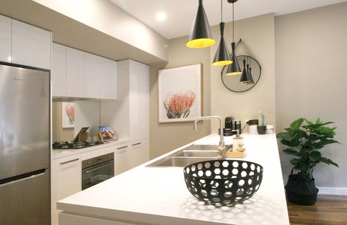 Brompton House | Evolve❤️Near Adelaide Oval, city fringe - Free Netflix, Secure Parking, Wifi!