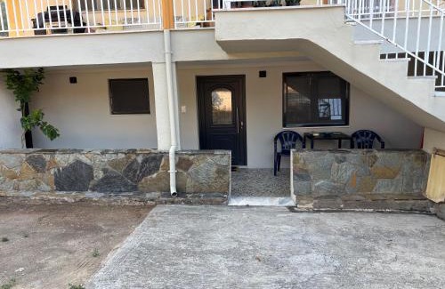 Almopia Apartment | Evy's House