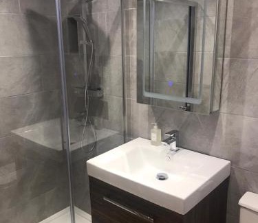 Harrogate Apartment | Ewe Stay