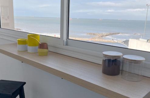 La Perla Apartment | Excelente! 4 personas frente al mar con cochera