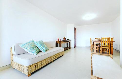 Itauna Apartment | Excelente apartamento no melhor point de Itaúna a 100 m da praia