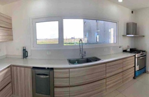 Partido de Brandsen Apartment | Excelente Casa Country