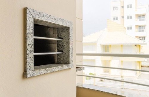 Governador Celso Ramos Apartment | Excellent two bedroom apartment with a suite 100 meters from the sea