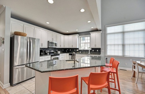 Ocean View House | Excellent 7 Bedroom home in Bear Trap Dunes! Community Pool, WIFI, Shuttle Service, Extra Space to Unwind!