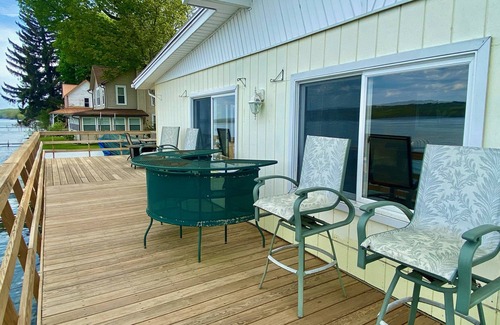 Auburn House | Excellent FingerLakes- Owasco Lake Vacation Rental