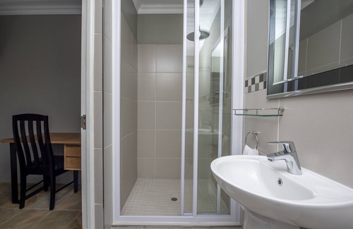 Eikenbosch House | Excellent Guest House