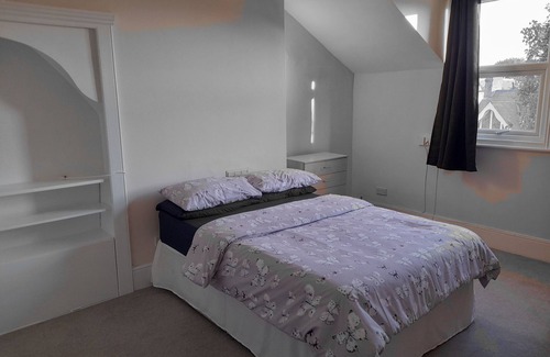 Herne Hill Apartment | Excellent Location with great transport link to central London