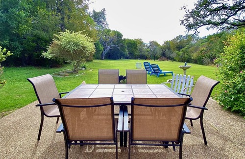 Waco House | Excellent Rental for Family, Events, Girls Trip or Magnolia Silos or Baylor Univ