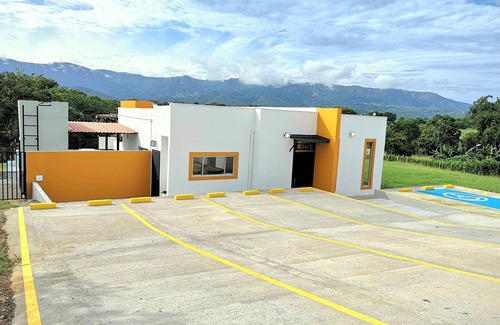 Tocaima House | Excepcional CASA FINCA piscina wi-fi tv