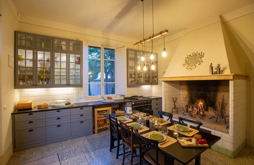 Castiglione del Lago Villa | Exceptional charming villa with private pool and view