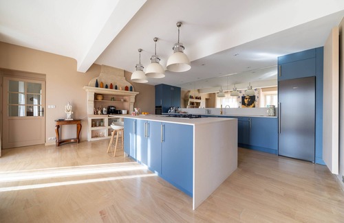 Le Thor House | Exceptional 18th-century bastide set in 5000m2 of parkland at the foot of the Luberon mountains