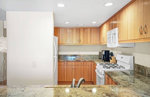 Cathedral City Condo | Exceptional 2 Bedroom Condo - Welcome to Canyon Shores!