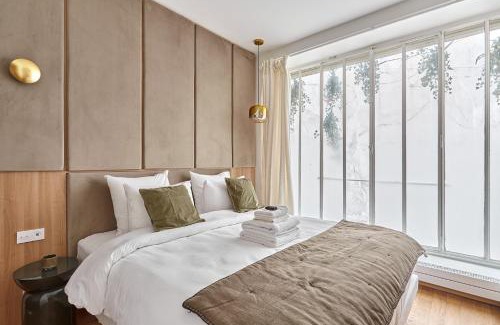 Bonne-Nouvelle Apartment | Exceptional 3 bedrooms Apartment Heart of Paris By Studio Prestige