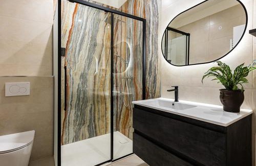 Frontignan Apartment | exceptional apartment with private parking