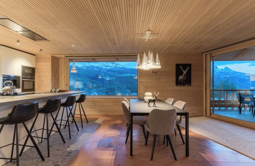 Jausiers Ski Chalet | Exceptional architect-designed chalet near Barcelonnette, ideal for families!