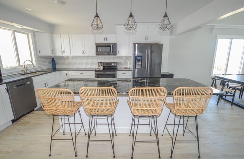 Dennisville House | Exceptional Beach facing townhome with stunning Ocean and Bay views