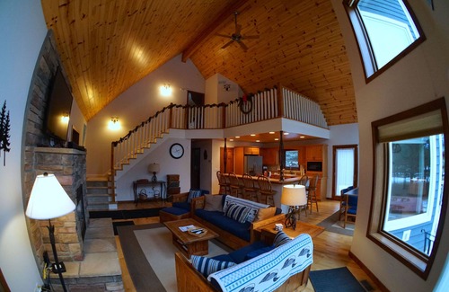 Harbor Springs Ski Chalet | Exceptional Chalet near Harbor, Nubs Nob and Boyne Highlands Ski and Golf Resort