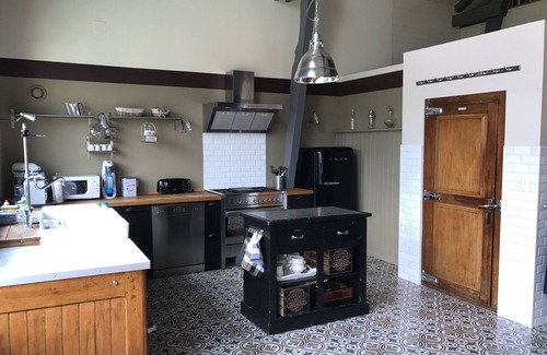 Tuzaguet Ski Chalet | Exceptional chalet 8 to 10 people magnificent view of the Pyrenees chain