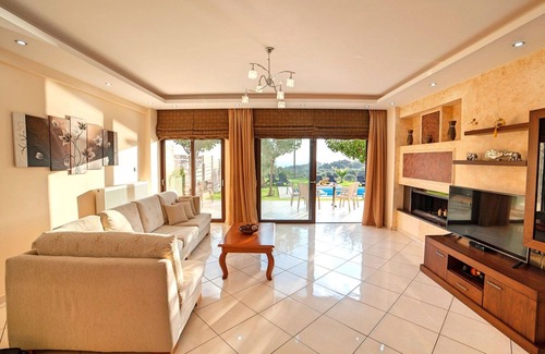 Mathes Villa | Exceptional Crete Villa | Villa Sunlight | Sea Views | 4 Bedrooms | Chania