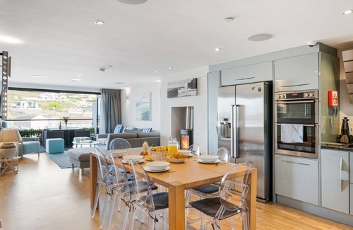 Portreath House | Exceptional four-storey townhouse with stunning sea views