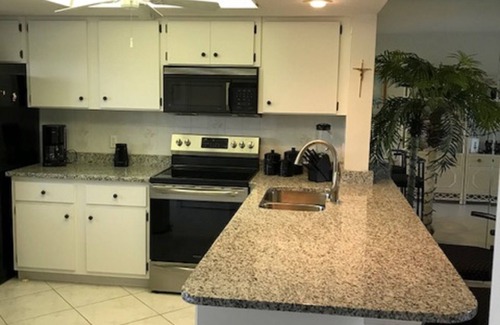 Port Charlotte - Charlotte Harbor Condo | Exceptional Lakefront Property with Updated Interior in Punta Gorda