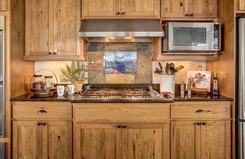 Sandpoint House | Exceptional Luxury | 5 Bed, 3 Bath