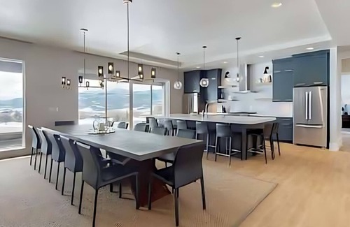 Wolf Creek House | Exceptional luxury 9 bdr 11 bath