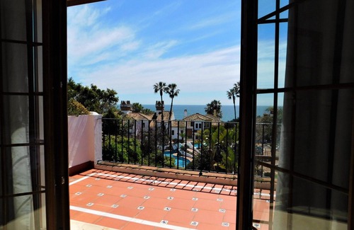 San Roque House | Exceptional modern village house overlooking pool with views of sea.