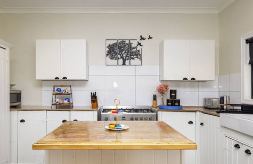 Beechmont House | Exceptional Property and Country Lifestyle Escape