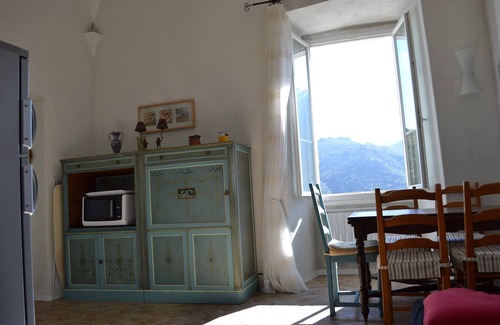 Lunghignano Apartment | Exceptional setting in a historic house in a Balagne village!