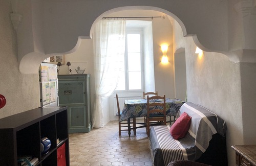 Lunghignano Apartment | Exceptional setting in a historic house in a Balagne village!