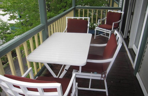 Chautauqua Condo | Exceptional, Spacious 2-BR 2-Bath in St Elmo