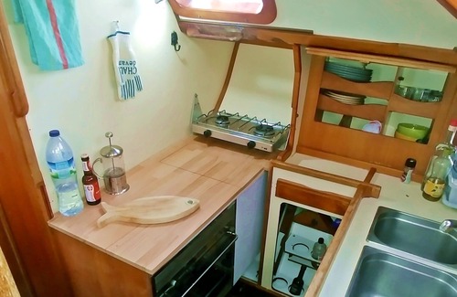 Tartane Boat Rental | Exceptional stay on a boat in Sainte-Anne