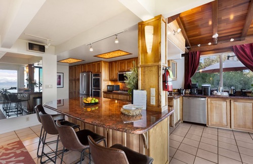 Makawao House | Exceptional Upcountry Villa with breathtaking views