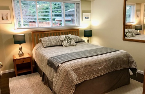 Salt Spring Island House | Exceptional Views of Gulf Islands, Active Pass and impresive Mount Baker Glacier