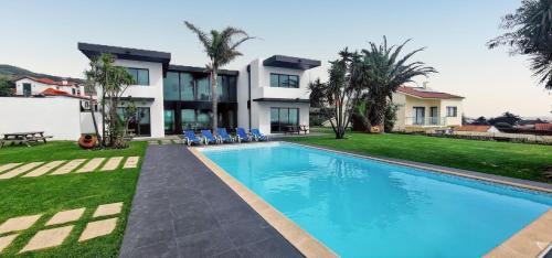 Vila Franca do Campo Villa | Exceptional villa in Vila Franca Do Campo with private pool