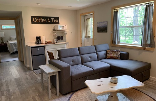Asheville Apartment | EXCEPTIONALLY CLEAN-SUPER QUIET-VERY COMFY & CLOSE TO nASHEVILLE !