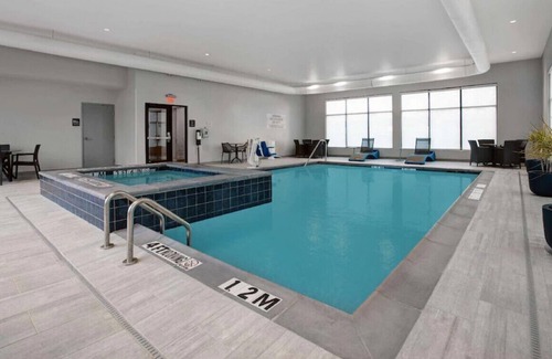 Farmers Branch House | Exceptionally Comfortable Rm w/ Great Amenities!