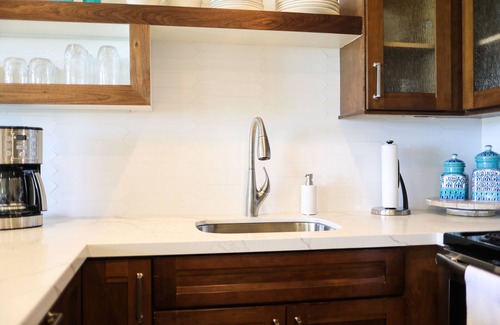 Kihei Condo | Exceptionally Remodeled Oceanfront, Sunsets, A/C, King bed Hale Kai O Kihei