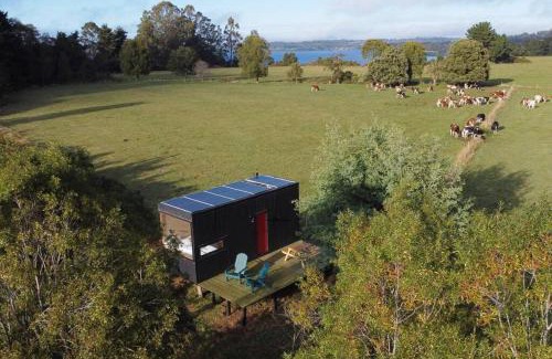 Frutillar House | Exclusiva Cabin en tranquilo campo a orillas del lago con vista a volcanes - hot tub privado