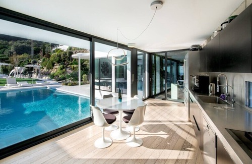 Mas Ram Villa | Exclusiva villa de lujo en Barcelona