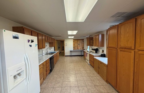 Janesville Cabin | Exclusive 10,000sqft Lodge On Private Resort