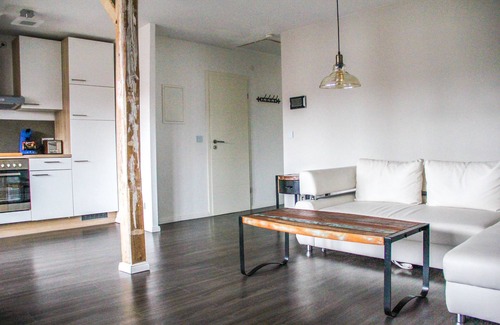 Hohentor Apartment | EXCLUSIVE 2 BR. Top floor apartment in a great location!